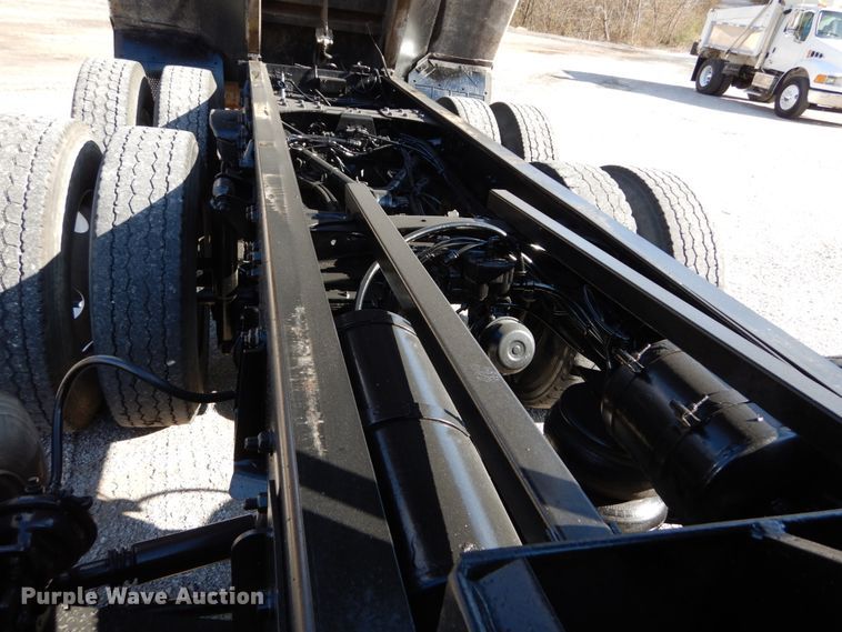 image for item DH5040 2005 Sterling Acterra dump truck