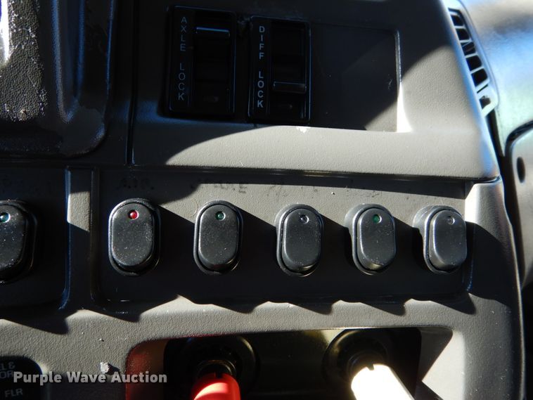 image for item DH5040 2005 Sterling Acterra dump truck