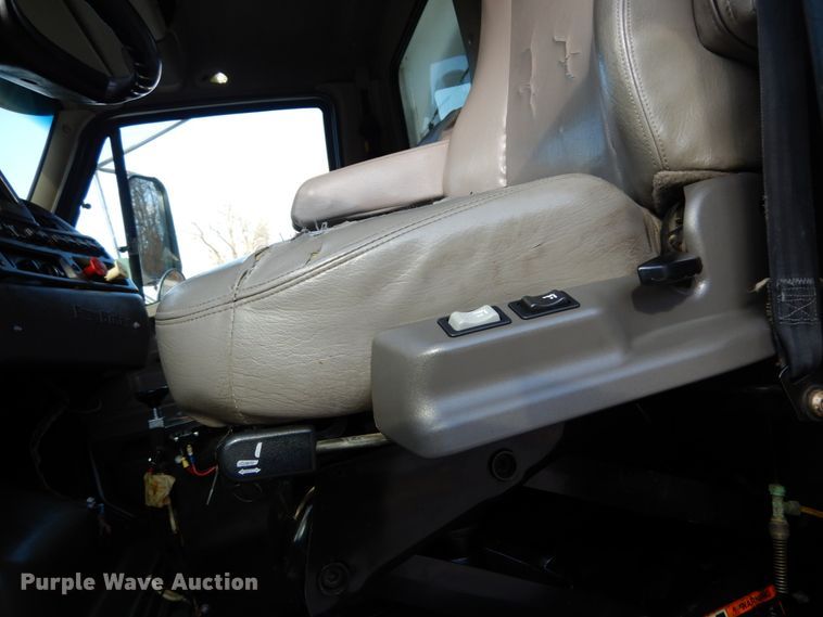 image for item DH5040 2005 Sterling Acterra dump truck