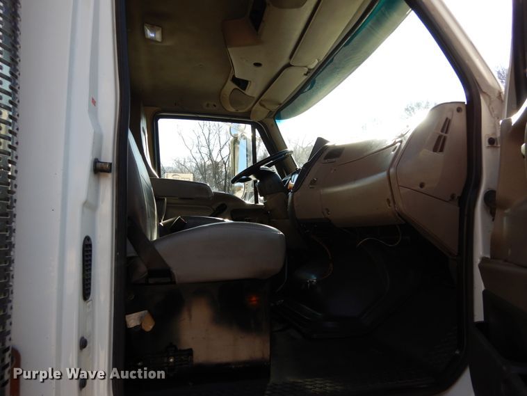 image for item DH5040 2005 Sterling Acterra dump truck