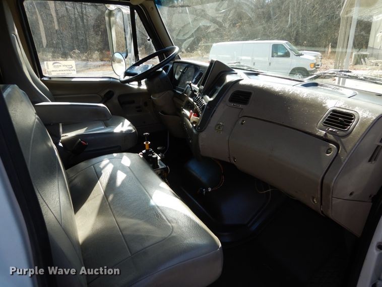 image for item DH5040 2005 Sterling Acterra dump truck