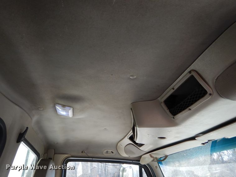 image for item DH5040 2005 Sterling Acterra dump truck