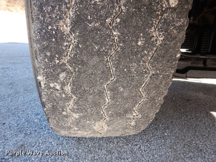 image for item DH5040 2005 Sterling Acterra dump truck