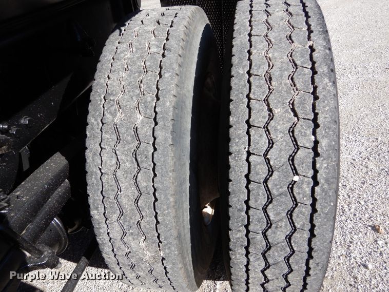 image for item DH5040 2005 Sterling Acterra dump truck