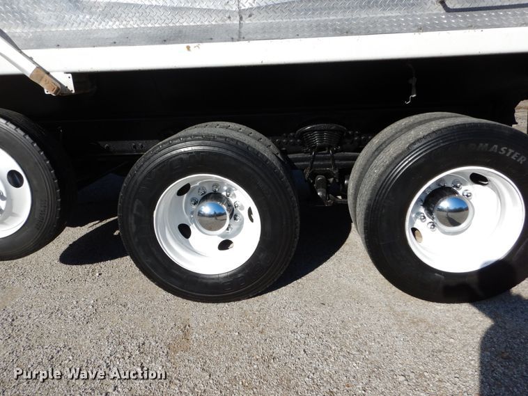 image for item DH5040 2005 Sterling Acterra dump truck