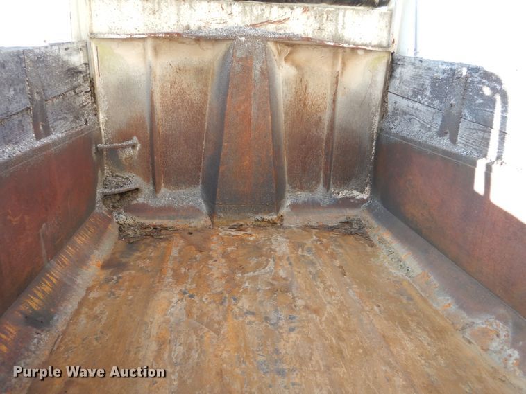 image for item DH5041 2005 Sterling Acterra dump truck