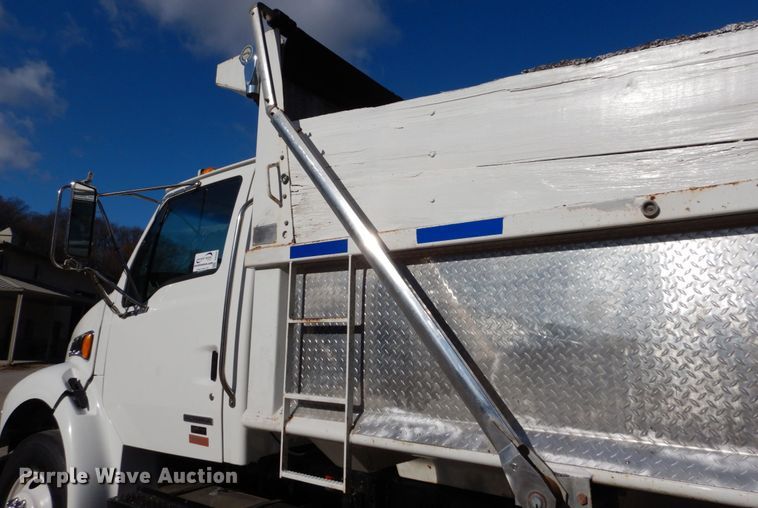 image for item DH5041 2005 Sterling Acterra dump truck