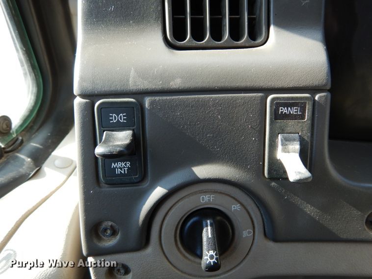 image for item DH5041 2005 Sterling Acterra dump truck