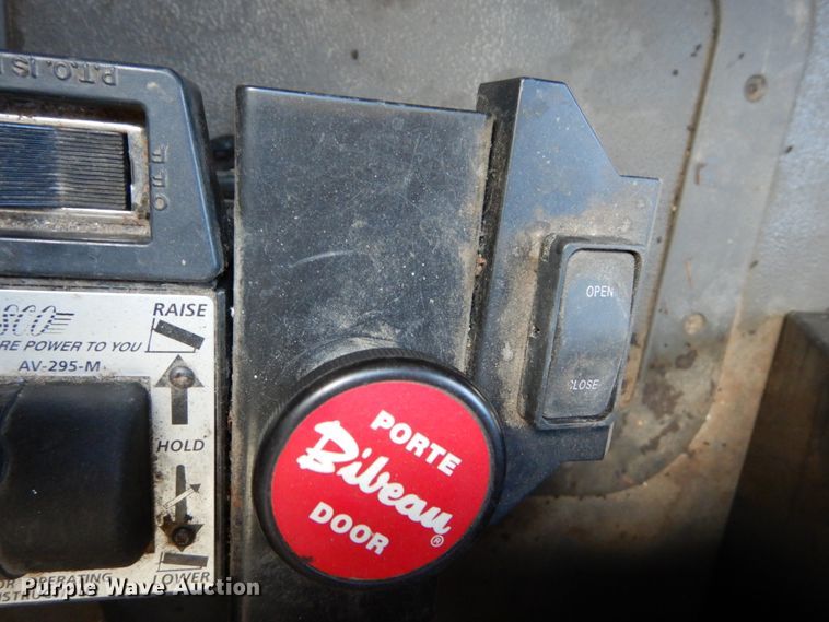 image for item DH5041 2005 Sterling Acterra dump truck