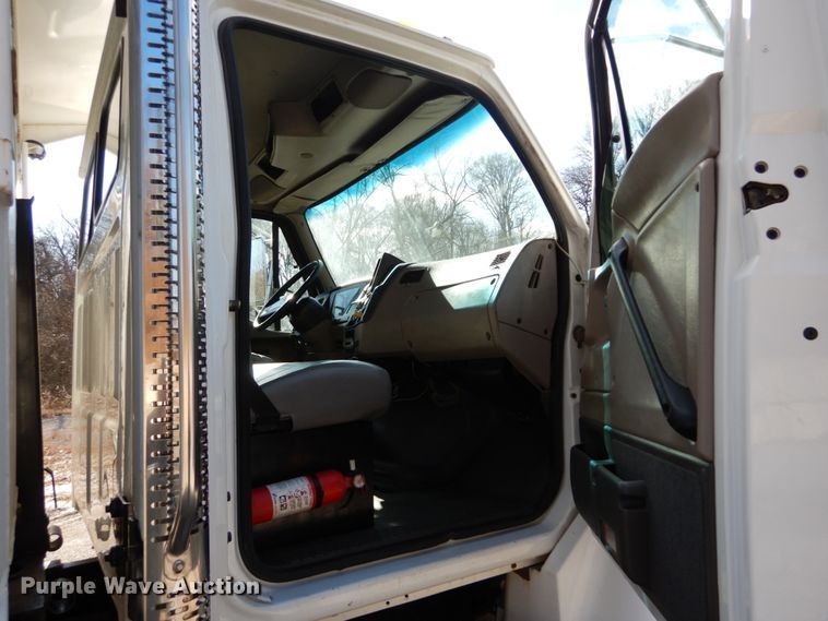 image for item DH5041 2005 Sterling Acterra dump truck