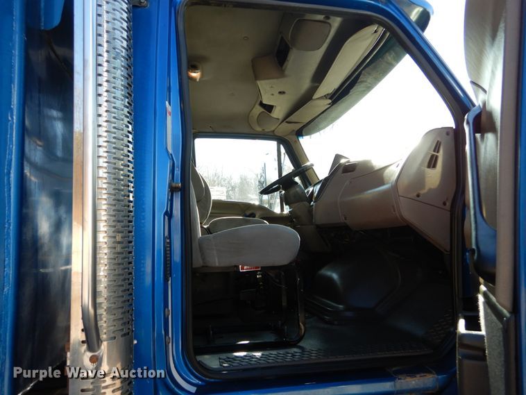 image for item DH5042 2007 Sterling Acterra dump truck