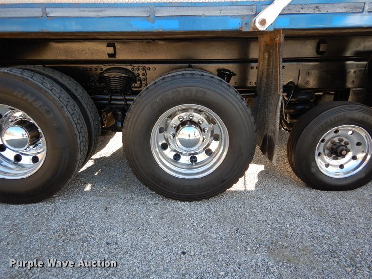 image for item DH5042 2007 Sterling Acterra dump truck