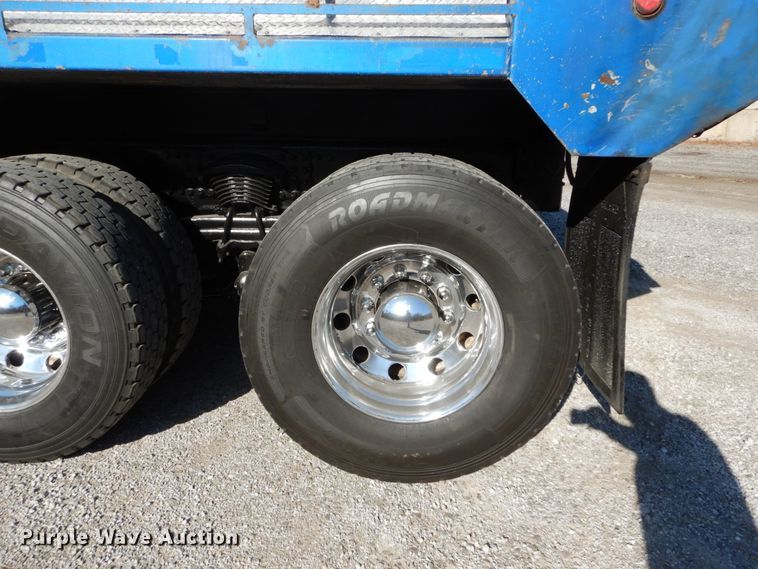 image for item DH5042 2007 Sterling Acterra dump truck