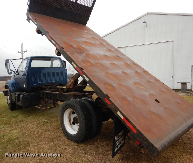 image for item DH5043 2002 GMC C6500 flat dump bed truck