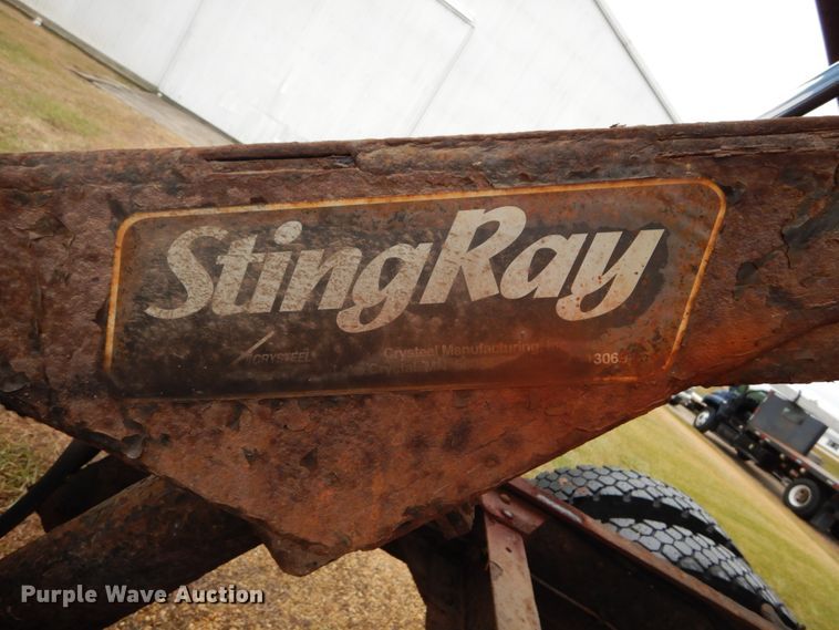 image for item DH5043 2002 GMC C6500 flat dump bed truck