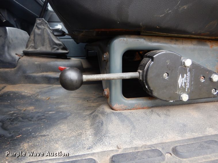 image for item DH5043 2002 GMC C6500 flat dump bed truck