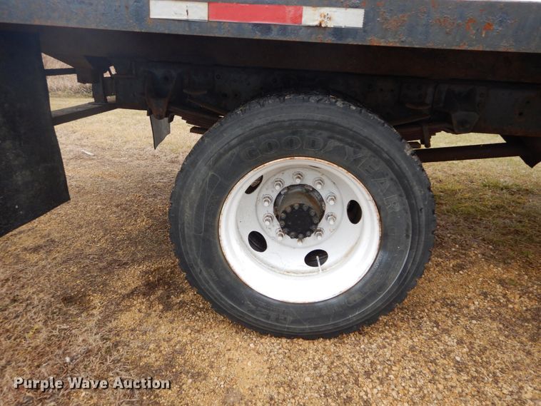 image for item DH5043 2002 GMC C6500 flat dump bed truck