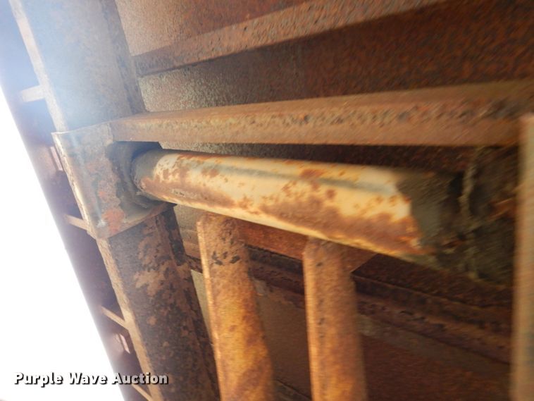 image for item DH5044 2003 GMC C7500 flat dump bed truck with conveyor