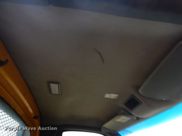 image for item DH5044 2003 GMC C7500 flat dump bed truck with conveyor