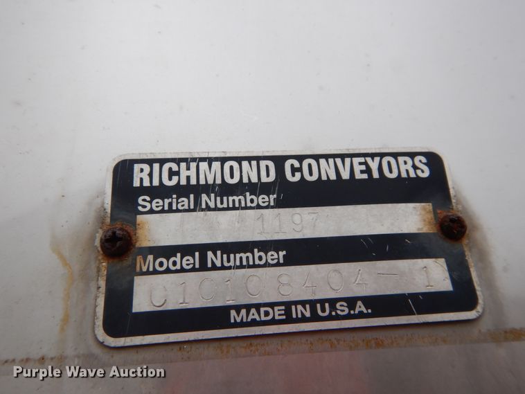 image for item DH5044 2003 GMC C7500 flat dump bed truck with conveyor