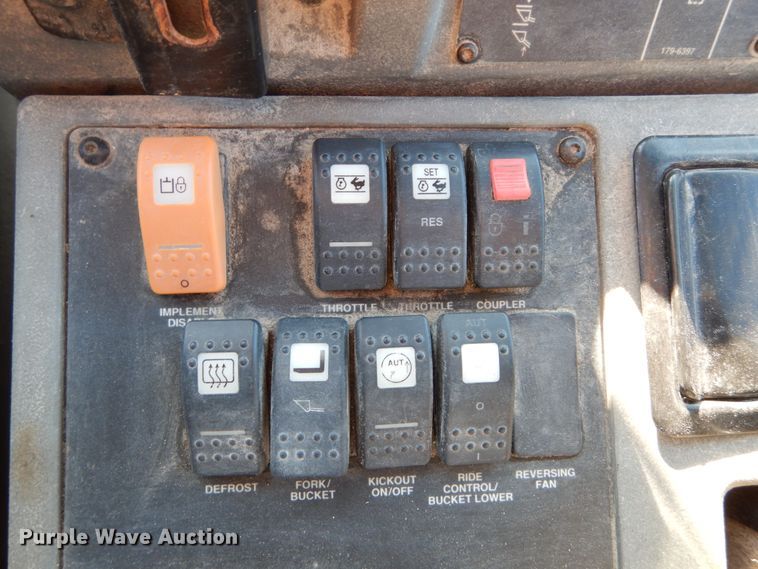 image for item DH5046 2005 Caterpillar 930G wheel loader