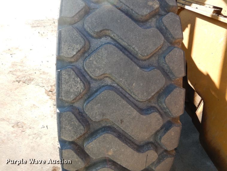 image for item DH5046 2005 Caterpillar 930G wheel loader