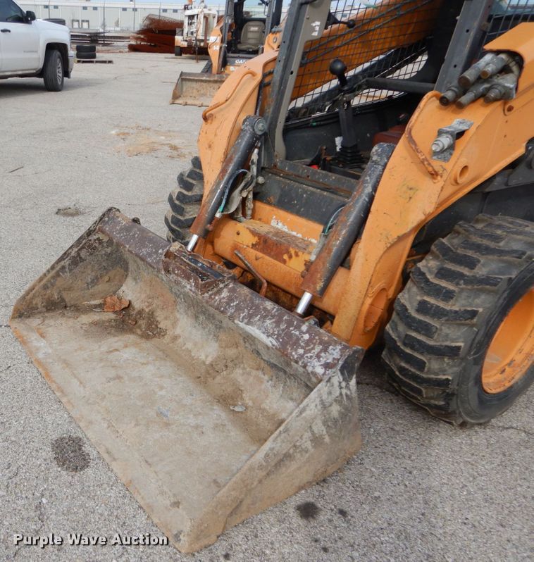 image for item DH5047 2012 Case SV250 skid steer