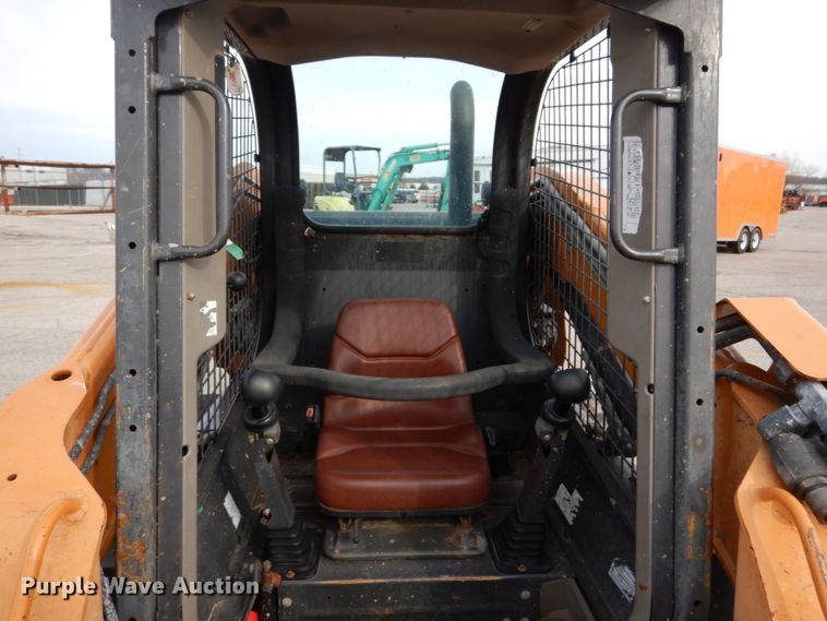 image for item DH5047 2012 Case SV250 skid steer