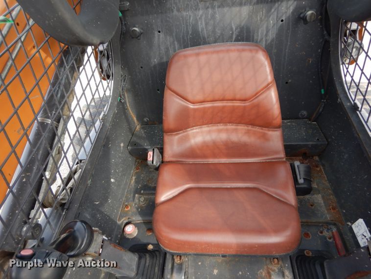 image for item DH5047 2012 Case SV250 skid steer