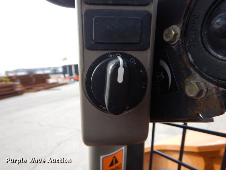 image for item DH5047 2012 Case SV250 skid steer