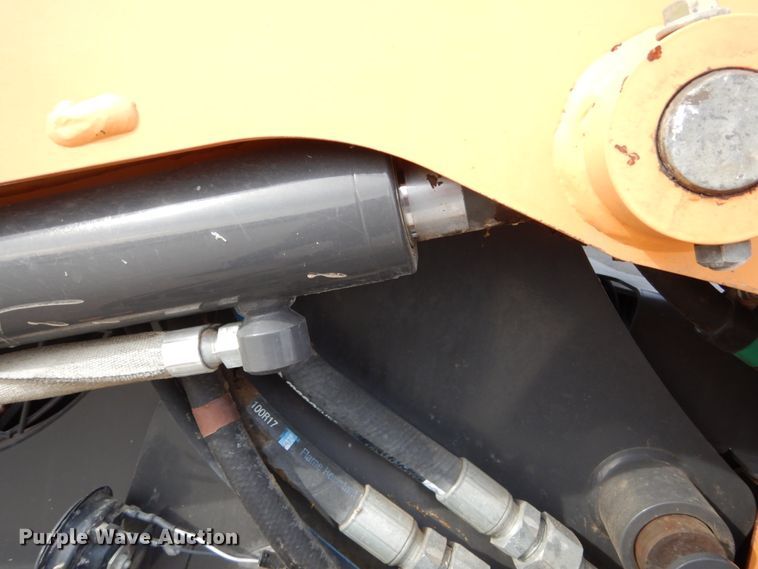 image for item DH5047 2012 Case SV250 skid steer