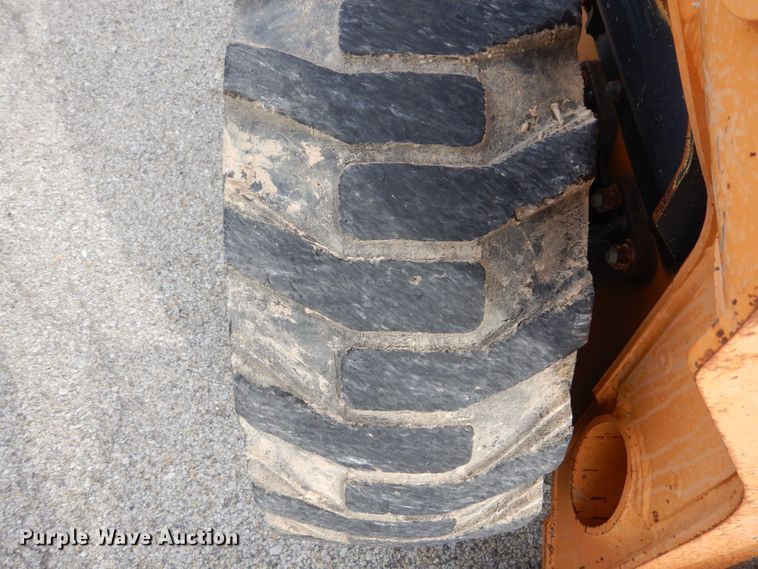 image for item DH5047 2012 Case SV250 skid steer