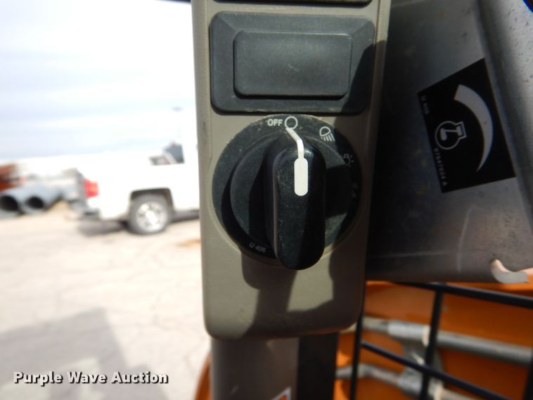 image for item DH5048 2014 Case TR270 skid steer