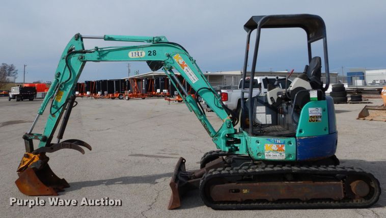 image for item DH5049 2006 IHI 35VX2 mini excavator