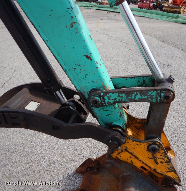 image for item DH5049 2006 IHI 35VX2 mini excavator