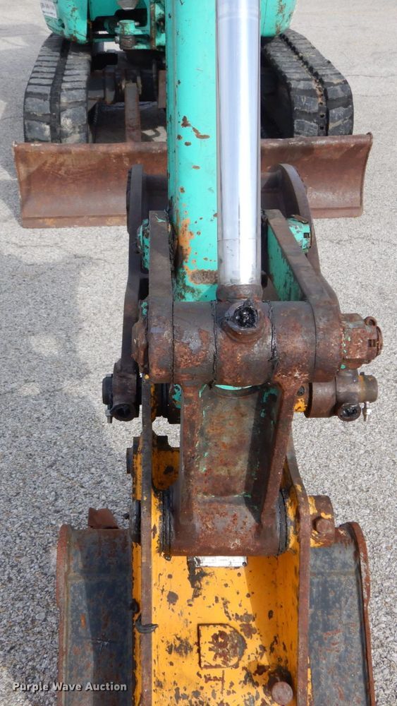 image for item DH5049 2006 IHI 35VX2 mini excavator