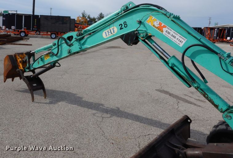 image for item DH5049 2006 IHI 35VX2 mini excavator