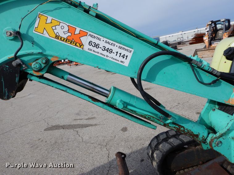 image for item DH5049 2006 IHI 35VX2 mini excavator