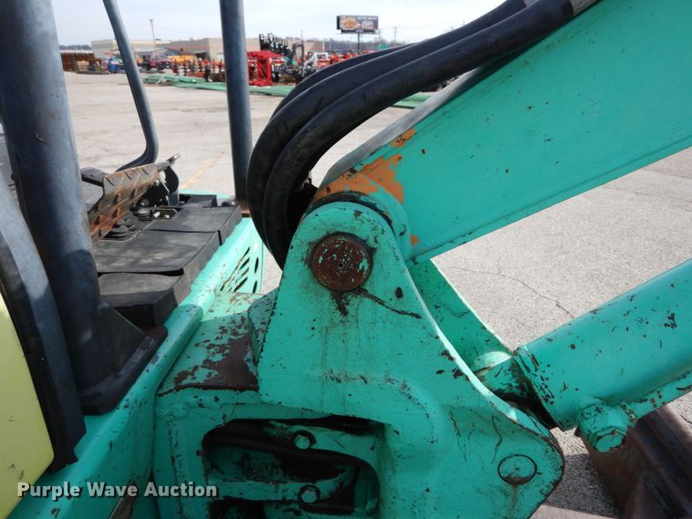 image for item DH5049 2006 IHI 35VX2 mini excavator