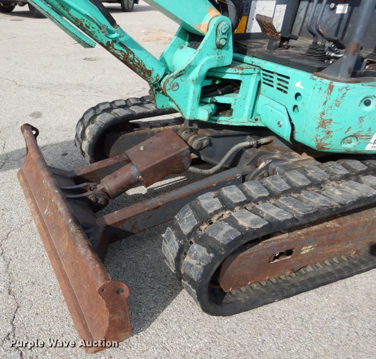 image for item DH5049 2006 IHI 35VX2 mini excavator
