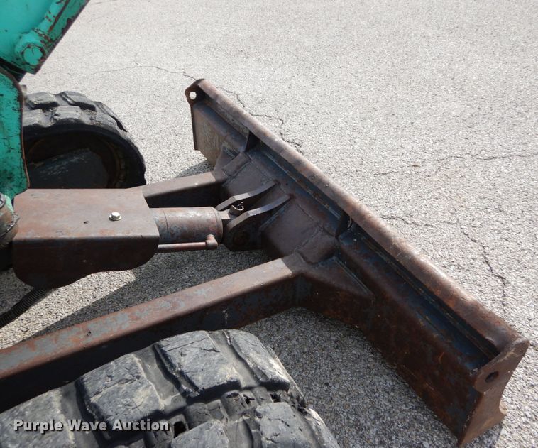 image for item DH5049 2006 IHI 35VX2 mini excavator