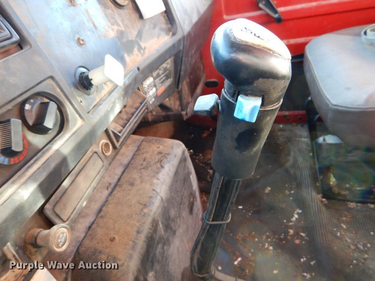 image for item DH5050 2000 International 4900 dump truck