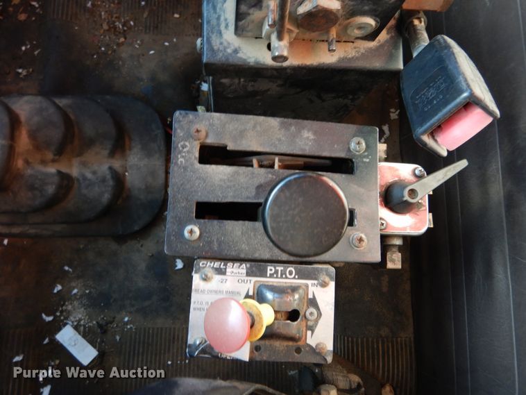 image for item DH5050 2000 International 4900 dump truck