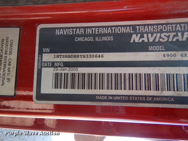 image for item DH5050 2000 International 4900 dump truck