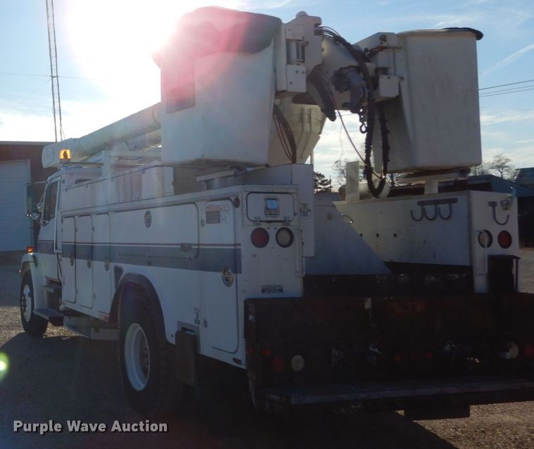 image for item DH5051 1995 Freightliner FL80 bucket truck