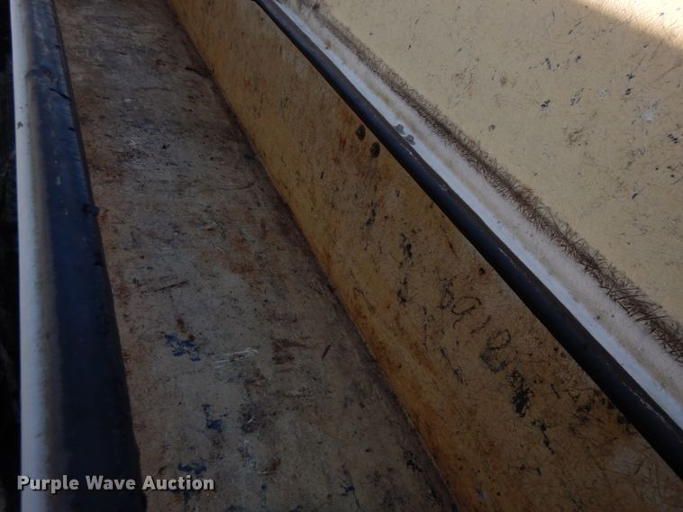 image for item DH5051 1995 Freightliner FL80 bucket truck