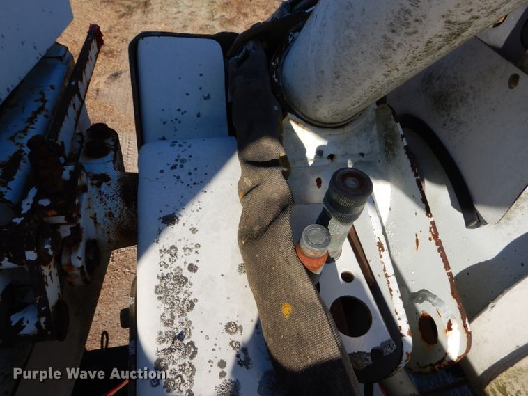 image for item DH5051 1995 Freightliner FL80 bucket truck