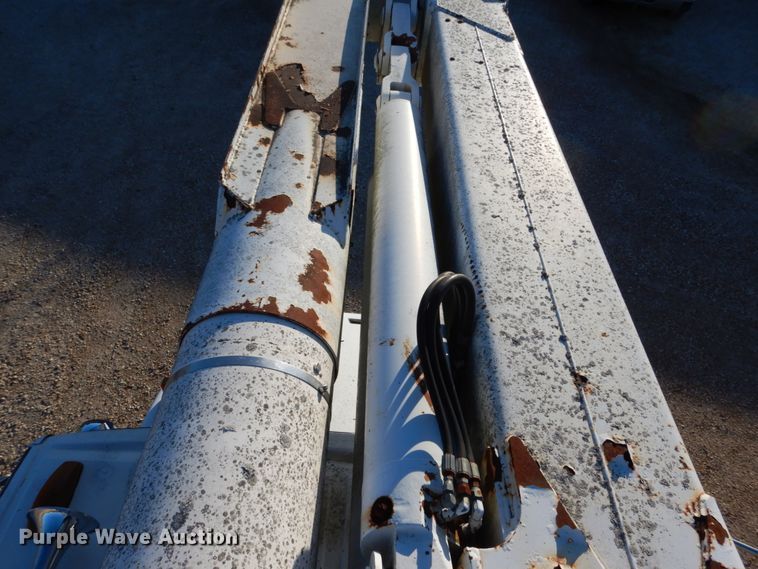 image for item DH5051 1995 Freightliner FL80 bucket truck