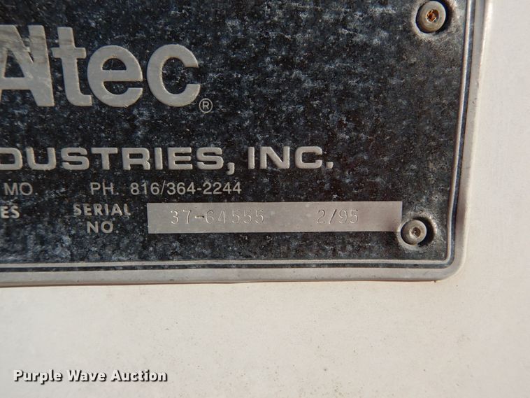 image for item DH5051 1995 Freightliner FL80 bucket truck