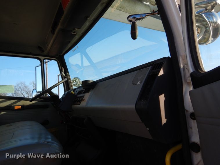 image for item DH5051 1995 Freightliner FL80 bucket truck